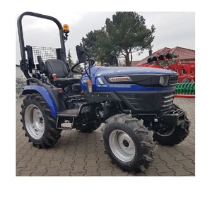 Nuevo Tractor de Ruedas Farmtrac 26 Pro 4WD con Motor de 45HP, Capacidad de Elevación de 750 kg y Dirección Asistida - Product Image 1