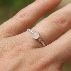 Anillo de piedras preciosas de cuarzo rosa, joyería para mujer, joyería de estilo bohemio de plata, anillo hecho a mano de tendencia de Plata de Ley 925, regalo para ella - Product Image 2