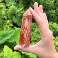 Tour de cristal de cornaline naturelle en gros, pierre de guérison polie, pointe de tour d'agate rouge pour cadeau et décoration