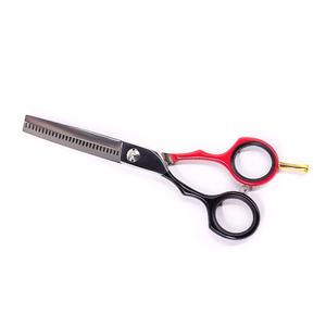 Conception d'anneau souple de ciseaux de coiffeur professionnels avec pointe de lame tranchante en acier de haute qualité pour une utilisation en beauté - Product Image 3