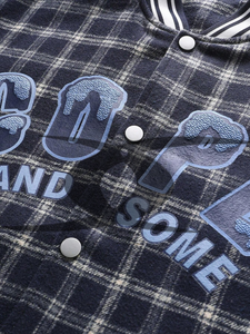 Veste universitaire d'hiver avec logo personnalisé pour hommes, manches en cuir de mouton, manches en cuir Letterman avec broderie en chenille et sublimation - Product Image 3