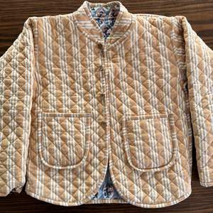 Chaqueta Acolchada de Algodón Vintage Hecha a Mano para Niños, Chaqueta Acolchada de Algodón Vintage Jaipuri de Manga Larga para Niños - Product Image 1