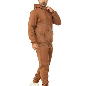 Chándal de hombre de color personalizado, 100% algodón, estilo casual, transpirable, hecho en Pakistán. - Product Image 3