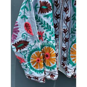 <b>Women's</b> Indian Floral Embroidery <b>Velvet</b> Fabric <b>Jacket</b> Coat with Cotton Lining Stand Collar for Autumn Party Wear - Product Image 4
