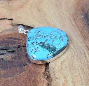 Pendentif en argent sterling 925 turquoise, pierre de naissance de décembre, bijoux en pierres précieuses faits à la main, cadeau pour femmes - Product Image 1