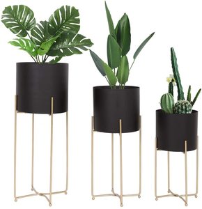Juego de tres macetas de flores de Metal negro de gran tamaño con soporte para decoración del hogar, maceta de Metal personalizada para el jardín del hogar - Product Image 1