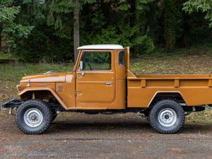 Camioneta Land Cruiser 4x4 de 1981, Usada en Buen Estado, Lista para Enviar - Product Image 3
