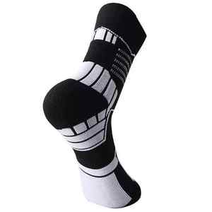 Calcetines de hombre de calidad superior Algodón suave Elegante y cómodo con logotipo bordado para trabajo y eventos - Product Image 6