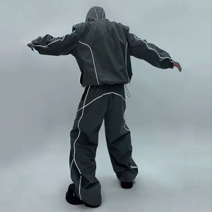 Survêtement rétro unisexe personnalisé, imperméable, imprimé, réfléchissant, en nylon, à capuche, épais, Trackstar, OEM, marque privée - Product Image 5