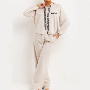 Ensemble de survêtement pour femmes en polaire doux au toucher et de qualité durable, dernier design, tissu doux, coupe confortable, survêtement à manches longues - Product Image 6