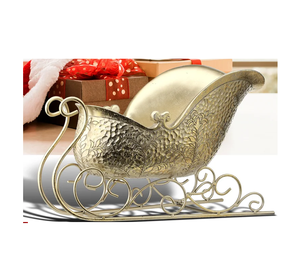 Traîneau de noël en métal de la plus haute qualité couleur blanche et rouge Design élégant traîneau de père noël de qualité supérieure pour la décoration de noël - Product Image 2