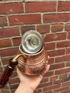 Hot Selling a Copper Teapot With Artistic Chasing and Engraving Copper Arabic Dallah for Restaurant Usage - Product Image 2