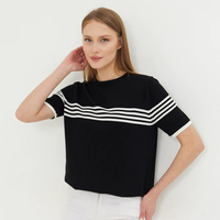 Camiseta de Punto a Rayas de Manga Corta con Cuello Redondo para Mujer, Color Negro y Blanco en Contraste, Informal, para Uso Diario, Transpirable, Corte Regular