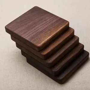 ユニークなデザインの正方形の天然木で作られた木製コースターセット食器用にカスタマイズされた仕上げ