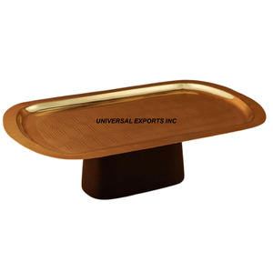 Bandeja de chocolate de metal dorado con soporte de madera Forma rectangular Bandeja de chocolate hecha a mano Nueva bandeja de chocolate más vendida - Product Image 1