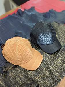 Gorra de béisbol de cuero genuino con textura de cocodrilo, unisex, con relieve de color sólido, duradera, para todas las estaciones. - Product Image 5
