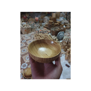 Cuenco de bambú natural para servir para ensaladas y frutas Cuenco ecológico hecho a mano Ligero y duradero Ideal para uso diario - Product Image 4