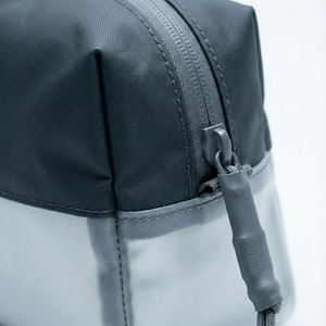 Neceser <span class=keywords><strong>de</strong></span> Viaje Impermeable Personalizado <span class=keywords><strong>de</strong></span> Nailon Mate y PVC Esmerilado, Organizador <span class=keywords><strong>de</strong></span> Cosméticos con Cremallera para Hombre - Product Image 3