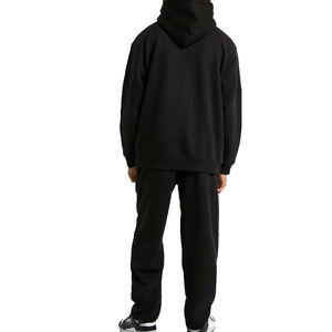 Conjunto de Sudadera con Capucha y Pantalones Deportivos Acampanados con Estampado 3D Lavado al Ácido, Logotipo Personalizado, Tela de Felpa para Invierno - Product Image 3