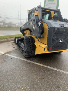 รถตักล้อยาง John Deere 331P แบบ Skid Steer Loader สำหรับงานหนัก ขนาดกะทัดรัด พร้อมความสามารถรับน้ำหนักสูง ราคาดี - Product Image 4