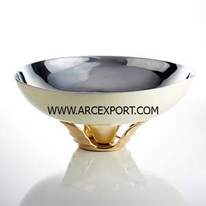 Bol design unique plaqué or à texture martelée en métal personnalisé Khajoor Pots et bols de service à date d'Inde - Product Image 4