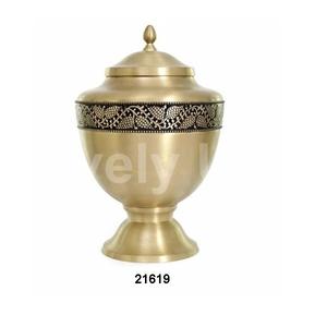 Urne funéraire de crémation en laiton en métal bronze à feuille gravée pour cendres humaines (grand doré) - Product Image 1