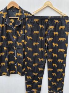 ชุดนอนผ้าฝ้ายลายเสือพิมพ์ลายทำมือ ชุดนอนอินเดียสำหรับผู้หญิง ชุดลำลองผ้าฝ้ายพร้อมกระเป๋าหิ้ว ผ้าฝ้ายน้ำหนักเบา - Product Image 2