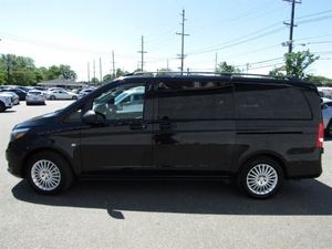 Occasion Mercedes-Metris Van Passenger Ready Ship Door-to-Door Delivery Automatic Gearbox 4L Engine Capacity R18 Tire Electric - Product Image 3