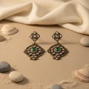 Pendientes de Esmeralda Chapados en Oro para Mujer, con Perlas, Diamantes y Circonitas, en Oro Rosa y Platino, para Bodas, Fiestas, Regalo Perfecto y Moderno - Product Image 2