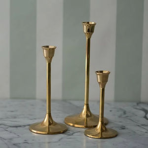 Candelabro de Aluminio Premium para Ocasiones Especiales y Uso Diario con Diseños Elegantes para Elevar la Estética de la Decoración - Product Image 1