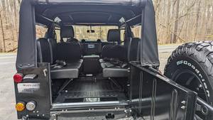 Os-prey De-fen-der 90 5.3 litres V8, modèle 2020, en bon état - Product Image 5