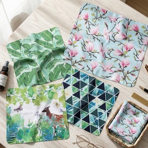 <span class=keywords><strong>Chiffon</strong></span> de nettoyage en microfibre avec logo personnalisé, imprimé forêt naturelle, <span class=keywords><strong>pour</strong></span> écran de téléphone, verre, lentilles, <span class=keywords><strong>chiffon</strong></span> de nettoyage doux - Product Image 1