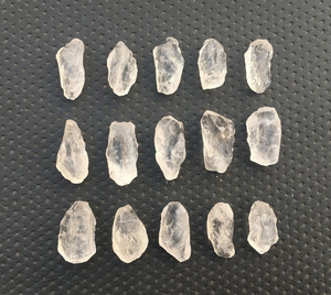 5 piezas 30-40 MM Piedra preciosa de cuarzo transparente natural Cristal crudo sin pulir para la fabricación de joyas Preciosas piedras preciosas sueltas 40 + - Product Image 2