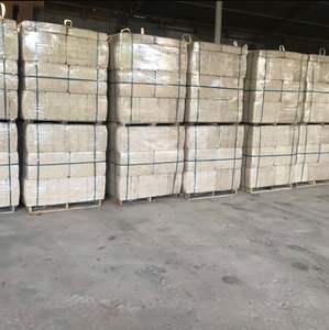 Copeaux de bois de pin de qualité - Sciure de bois pour l'engraissage des animaux et le nettoyage des déversements accidentels dans le jardin, prêt à l'exportation - Product Image 5