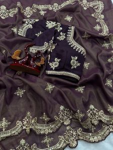 El último diseñador indio exclusivo superventas de calidad superior Sari más moderno Sari elegante de alta demanda boutique India - Product Image 6