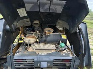 EPA Tier 4 / EU Stage IV 2018 DEERE 333G Motor diésel Opcional 5000kg Maquinaria de plantación multifuncional Mini Skid Steer - Product Image 2