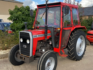 รถแทรกเตอร์มือสอง Massey Ferguson MF 240 46 แรงม้า ดีเซล รถแทรกเตอร์การเกษตร รถแทรกเตอร์อเนกประสงค์ 240 สีแดง ขับเคลื่อน 2 ล้อ รถแทรกเตอร์สำหรับงานเกษตร 24 แรงม้า ขาย - Product Image 3