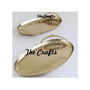 Plateau à café de thé de collations de fruits de conception admirable avec des poignées en forme de feuille plateau de service de Hotelware de couleur d'or en métal - Product Image 6