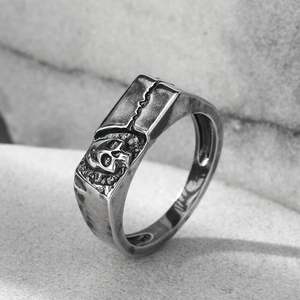 Jeulia Sterling Silver Vintage <b>Skull</b> Inlay Fashion Band <b>Ring</b> - Product Image 6