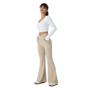 Pantalons de survêtement pour femmes personnalisés, 100% coton, confortables, pantalons cargo évasés avec logo imprimé personnalisé pour femmes - Product Image 3