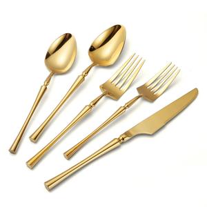 Couverts en acier de qualité supérieure, très demandés, comprenant 6 fourchettes, 6 cuillères, 6 spatules et 6 couteaux pour table à manger, avec différentes tailles. - Product Image 5