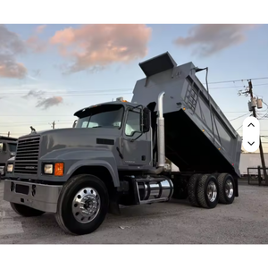 Camión Usado de Alto Rendimiento 2014 Mack PINNACLE CHU613 con Cabina Diurna - Transmisión Manual de 10 Velocidades, Listo para Enviar - Product Image 3