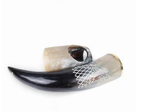 Corne à boire médiévale authentique fabriquée à la main Design viking corne de buffle polie os artisanat naturel pour la décoration de la maison - Product Image 3