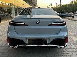 BMW Serie 7 2024 Usado, SUV de Lujo, Turbo, Cuero, Aleación de Aluminio, R17, Transmisión Automática, Alto Rendimiento y Comodidad - Product Image 5
