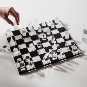 Jeu d'échecs de luxe artisanal en marbre noir et blanc, style Art Déco, cadeau de retraite et de remise de diplôme, décoration d'intérieur, jeu de table - Product Image 4