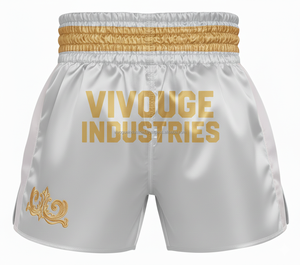 กางเกงมวยไทยผ้าซาตินพรีเมียม สีสั่งทำพิเศษ 100% โพลีเอสเตอร์ ปักลาย 3 มิติ พิมพ์ลายซิลค์สกรีน ทนทาน ส่งออกจำนวนมาก รับผลิตแบบ OEM - Product Image 6