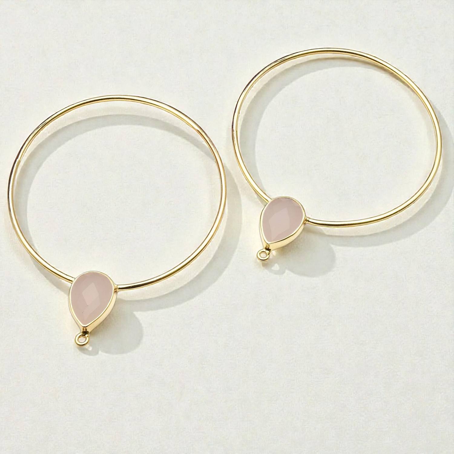 แคลเซโดนีสีขาว