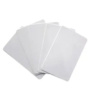 Cartão plástico liso branco esperto do PVC de NFC imprimível para o cartão UV da identificação da impressora