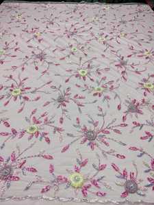 Accesorio Tejido a Mano con Cuentas y Bordado Estilo Cruzado, Tejido de Punto Grueso y Ecológico - Product Image 6