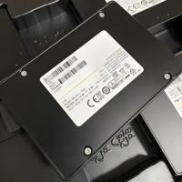 Haut de gamme Enterprise Ssd 1Dwpd MZQL27T6HBLA-00A07 Pm9A3 7.68 To 2.5 "Pcie Gen4 Nvme U.2 Data Center Ssd Solid State Drive